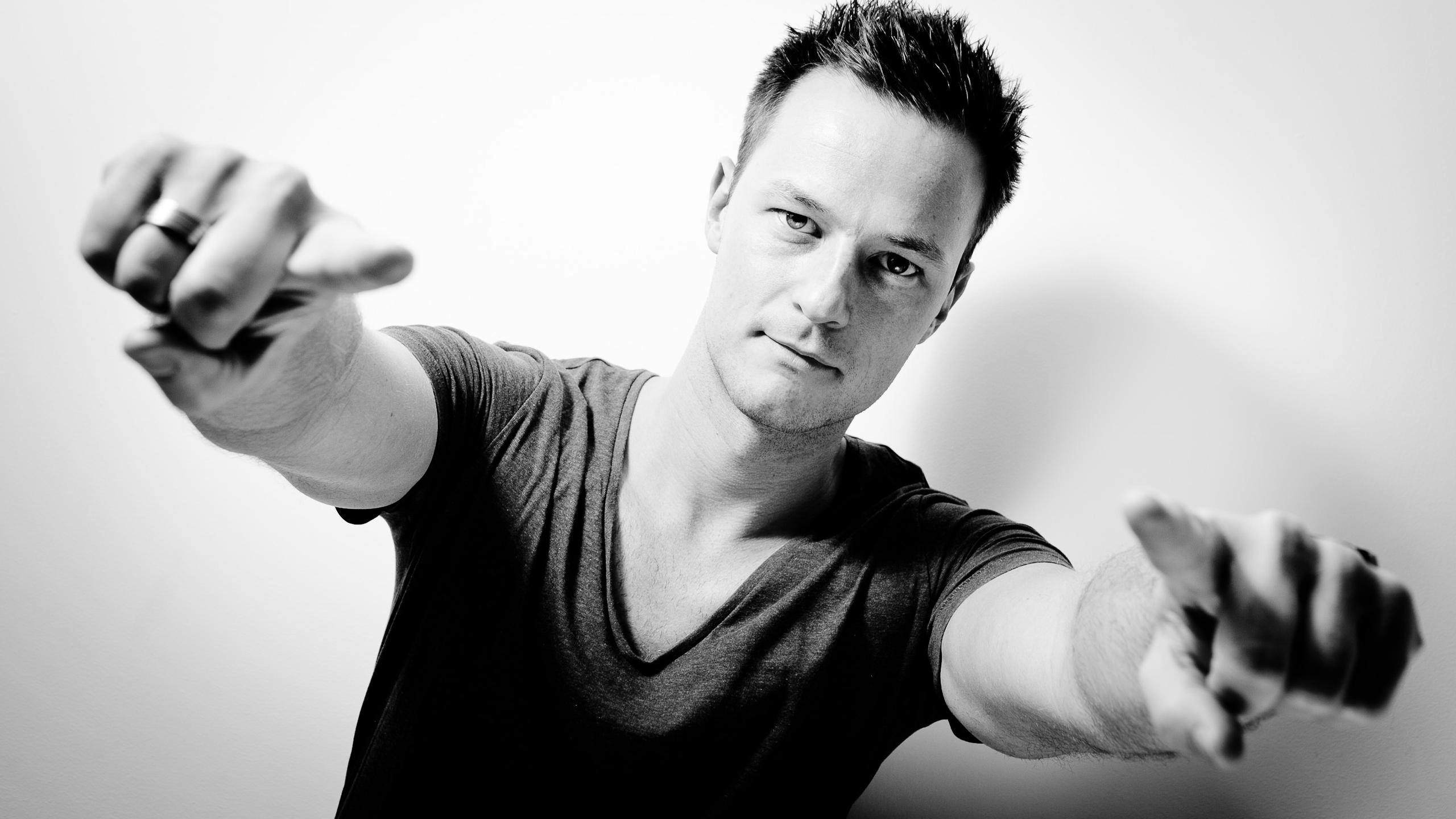 yves-v-upcoming-events-tickets-tour-dates-concerts-in-2023-discotech