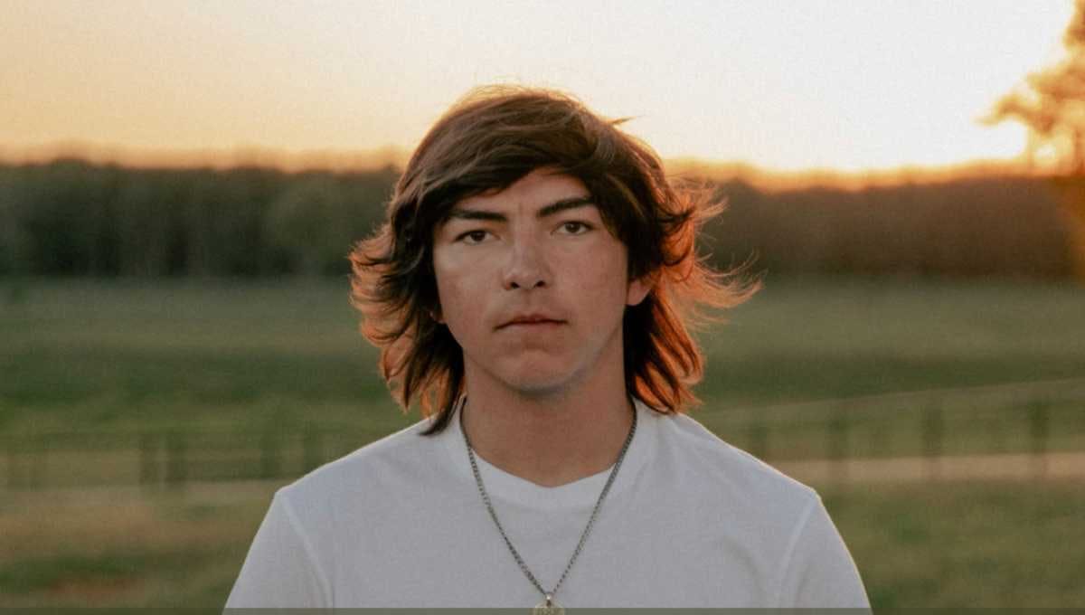 Wyatt Flores Upcoming Events, Tickets, Tour Dates & Concerts in 2024