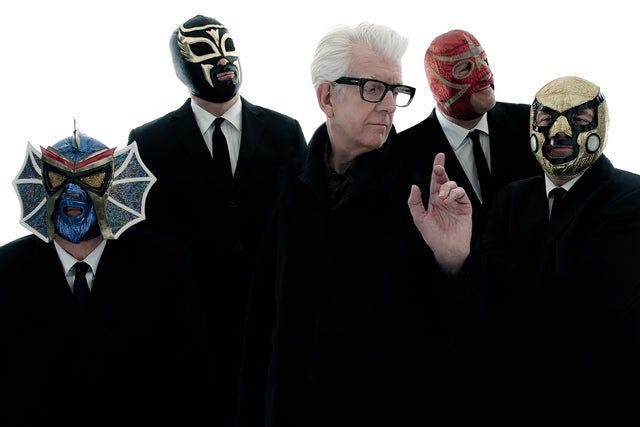 Nick Lowe & Los Straitjackets