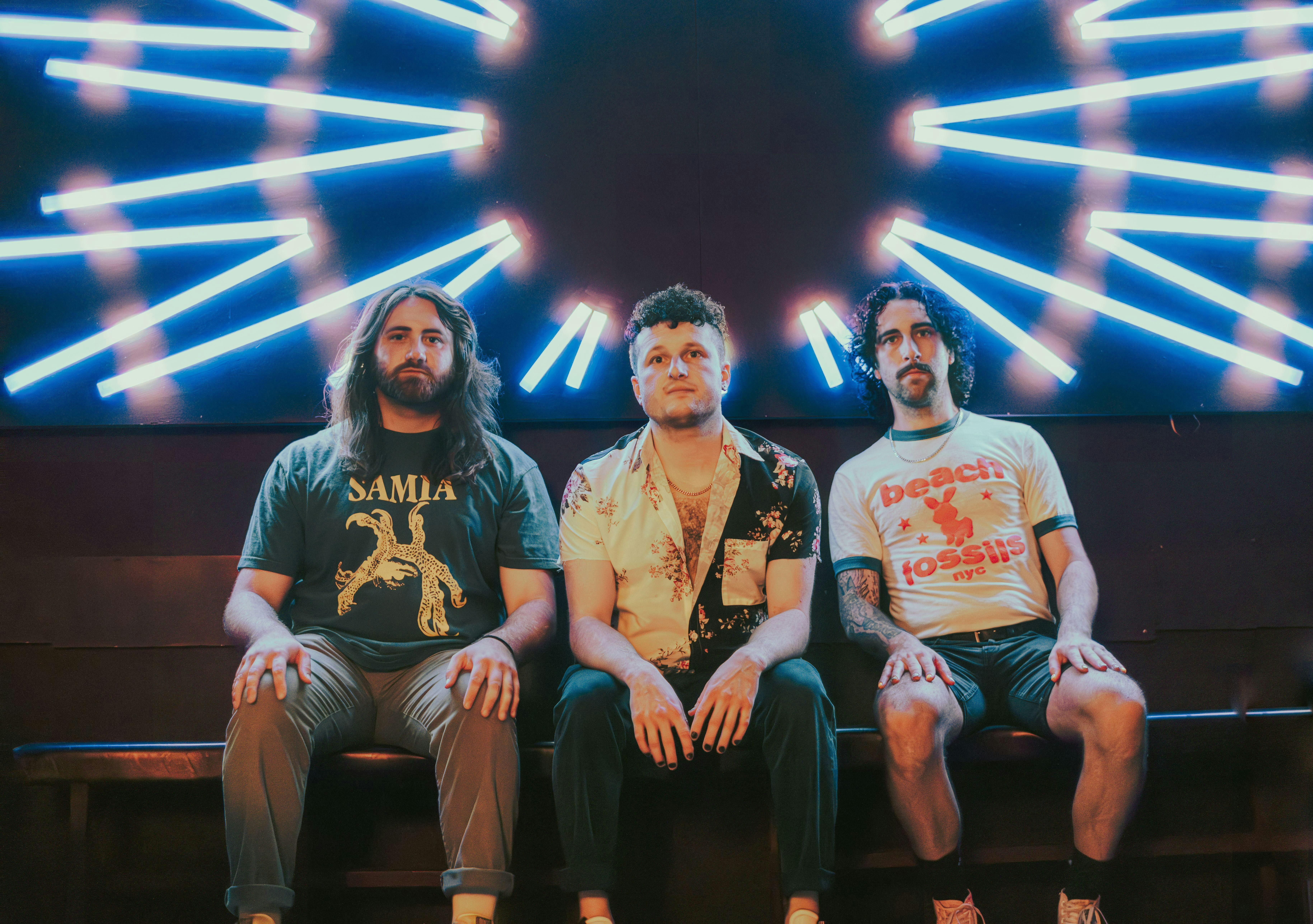 Hummus Vacuum w/ 5ever, Hater Mode + Gum at The Broadway - Friday, Mar 7 2025 | Discotech