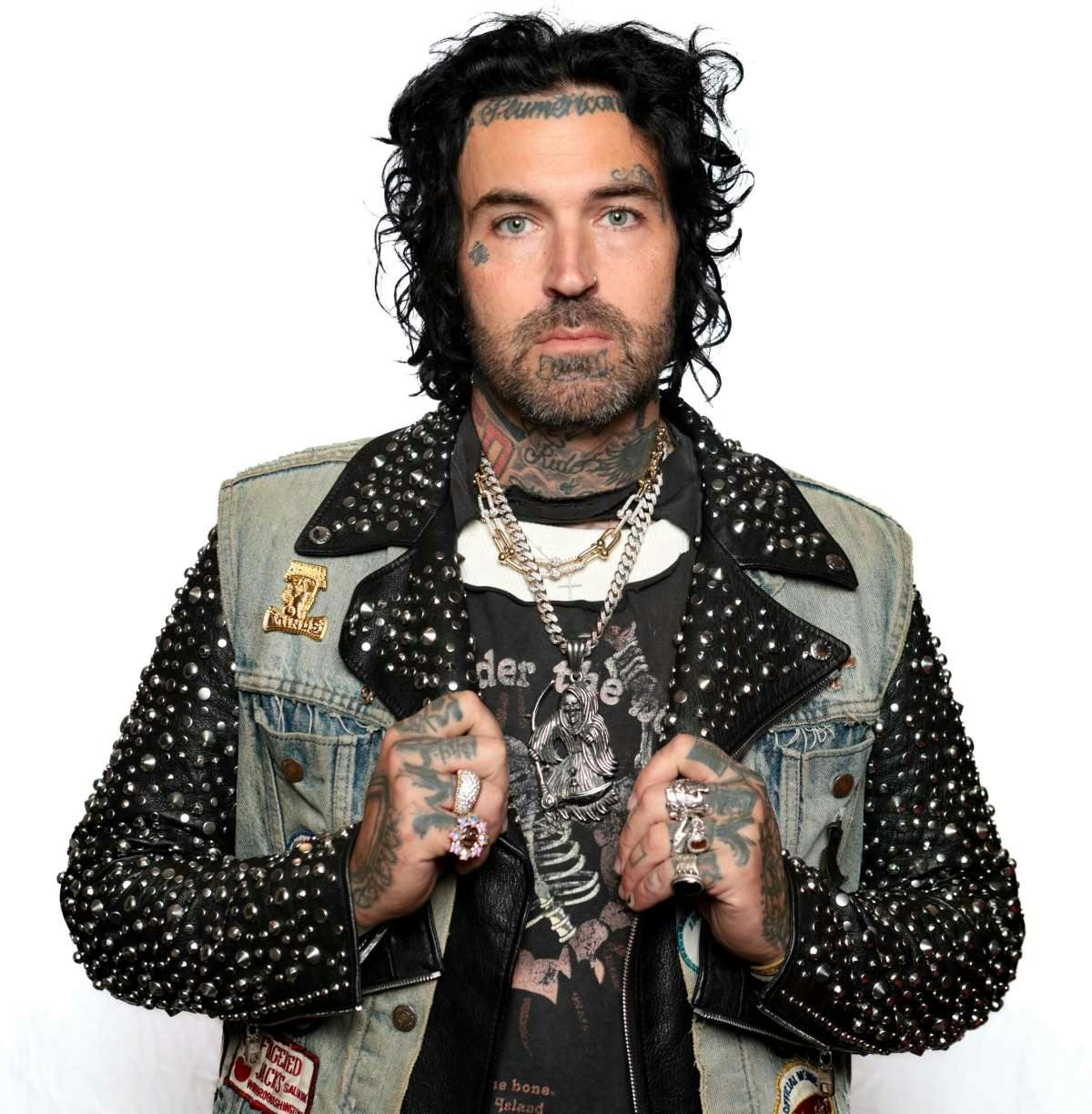 Yelawolf 45 Tour