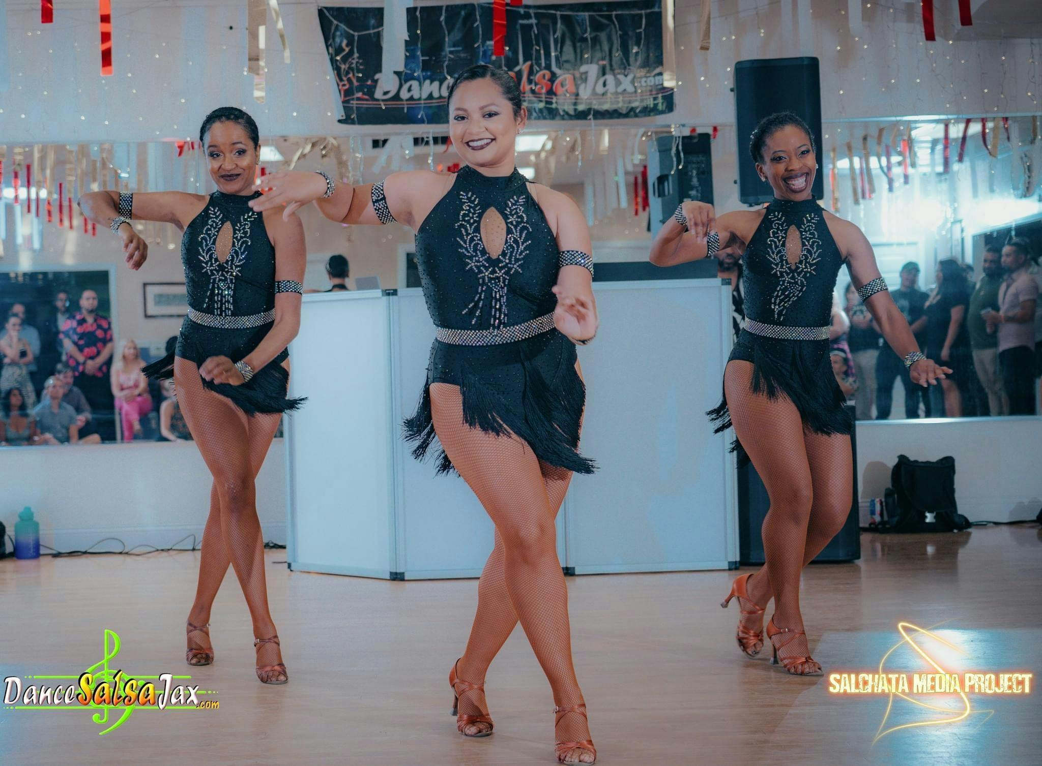 Malémbe Dance Company - Salsa Dancing Class
