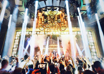 XS Nightclub