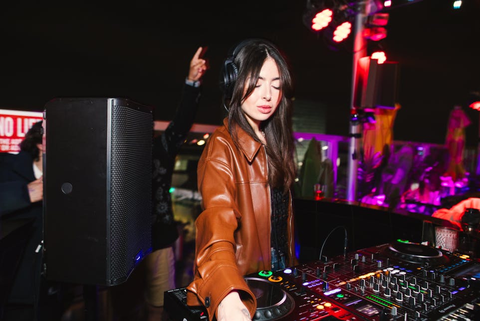 Golden Hour (Level 8)