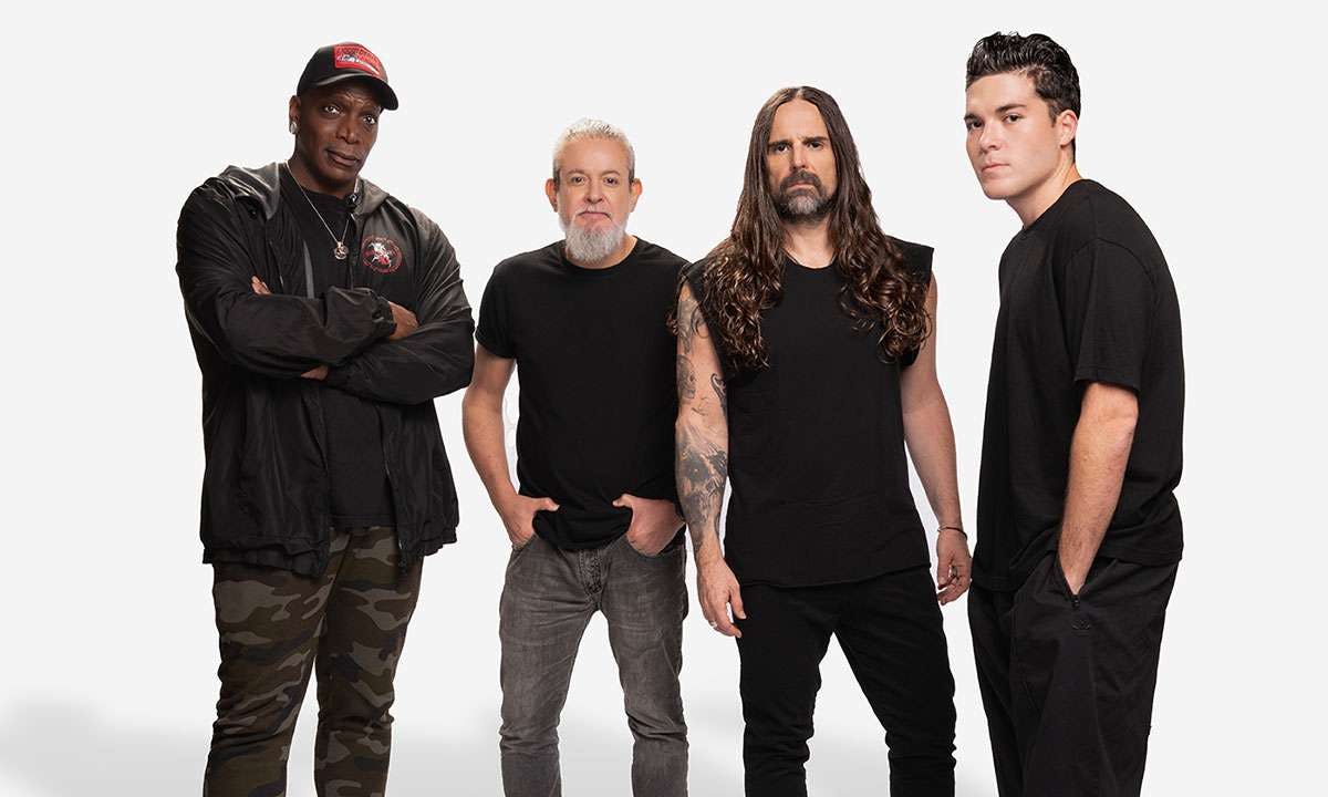 The Rave / Eagles Club