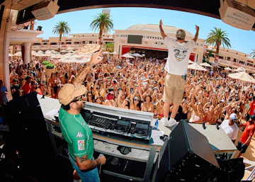 Encore Beach Club (EBC)