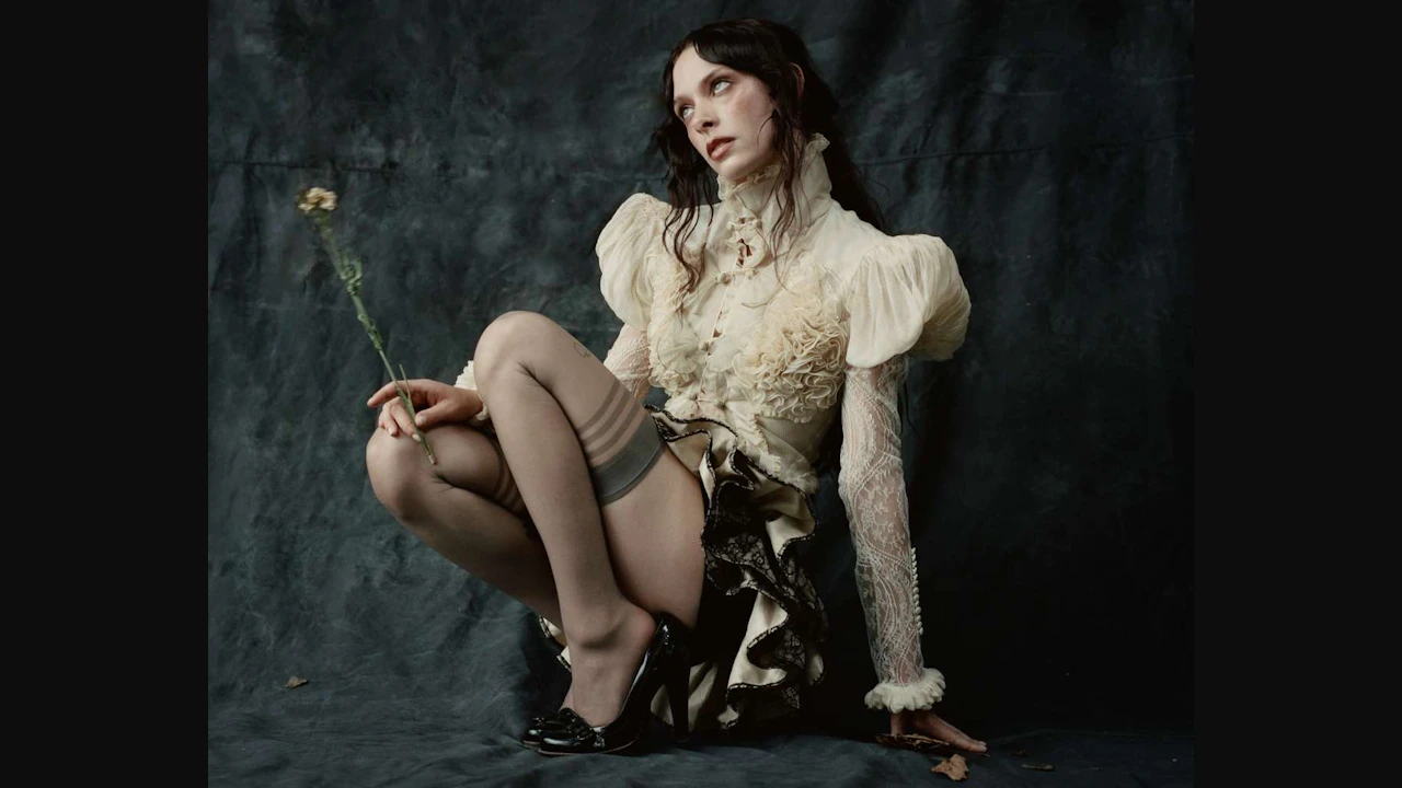 HOLLY HUMBERSTONE - Cruel World North American Tour