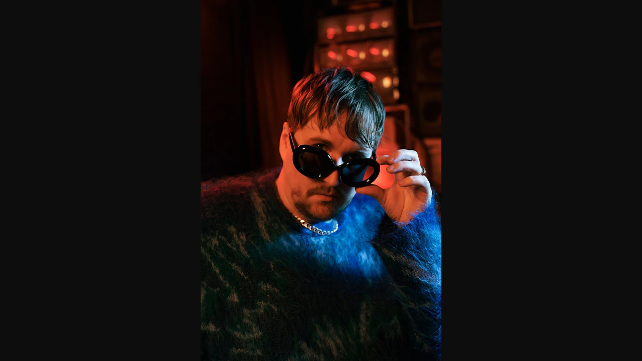 Machinedrum_-_bl0000ms_tour