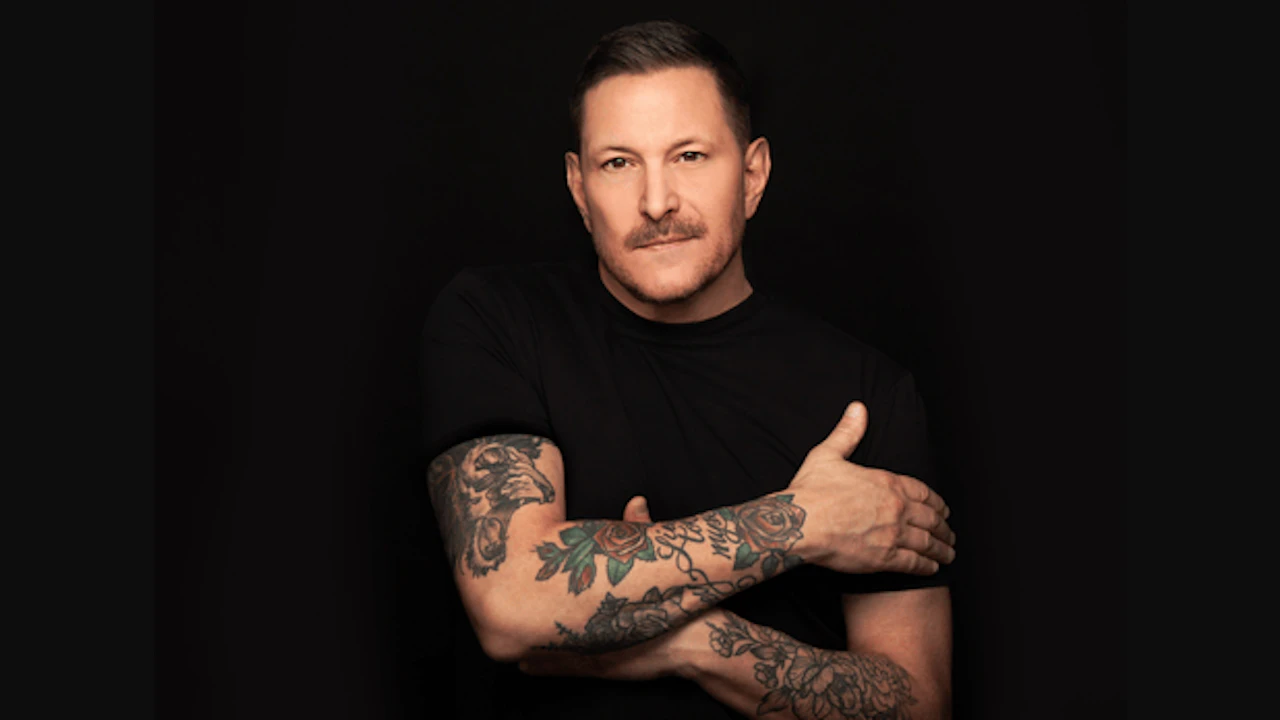 Ty Herndon- Living in a Moment 30th Anniversary