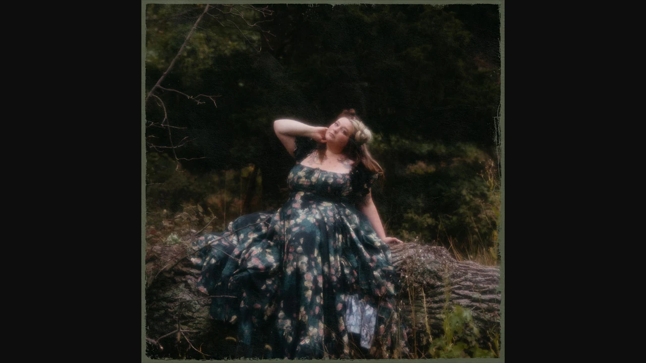 Emerson Woolf & the Wishbones, Claire Heywood