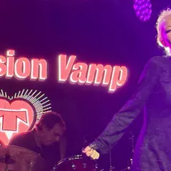 Transvision Vamp,Plus Support Yee Loi