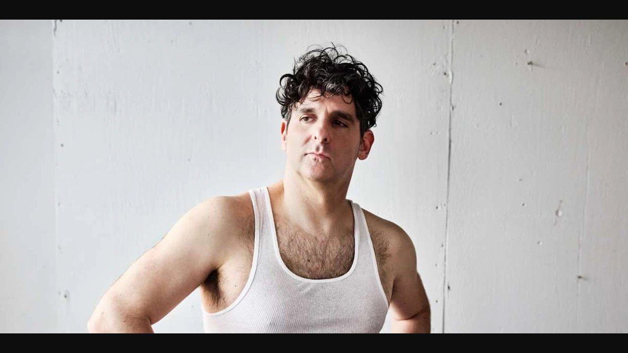 Low Cut Connie