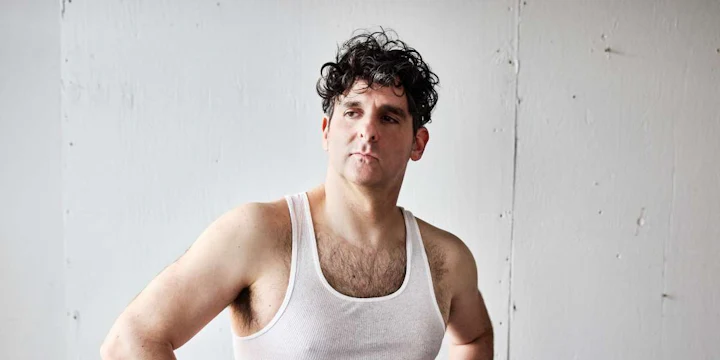 Low Cut Connie