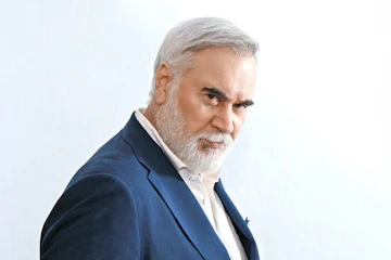 James L Knight Center