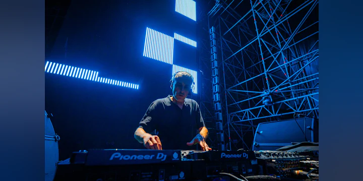 Moog History: Undo + Uroz