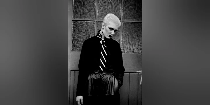 Friday I'm In Love / New Wave Party