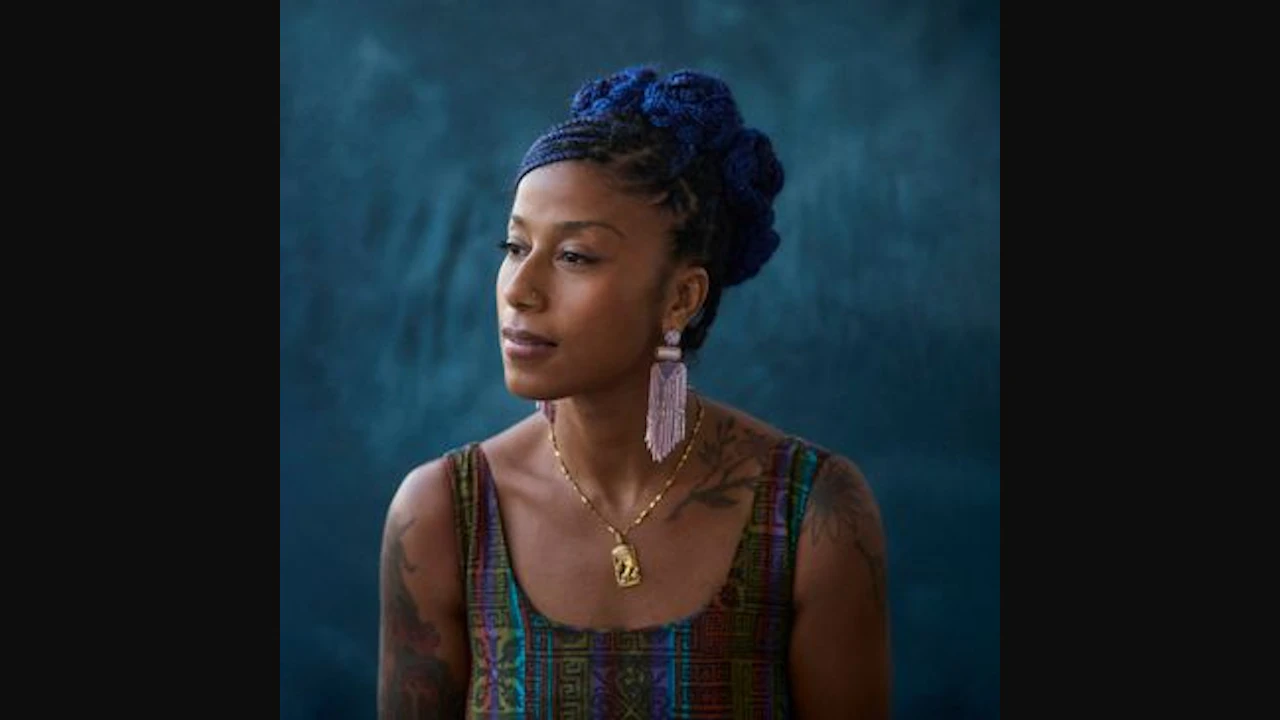 aja monet