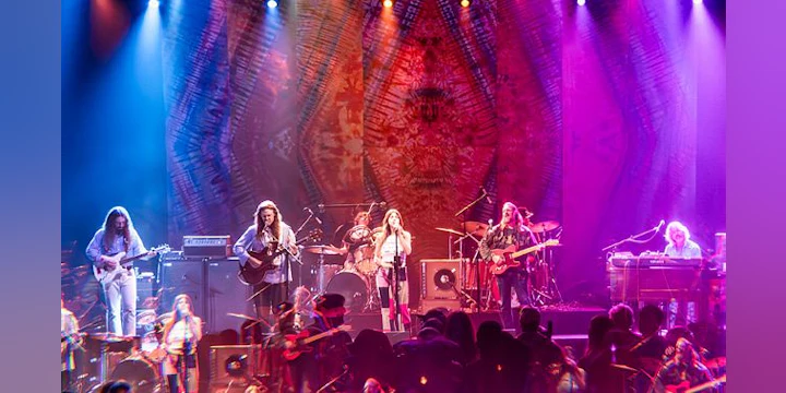 An Evening with Grateful Shred