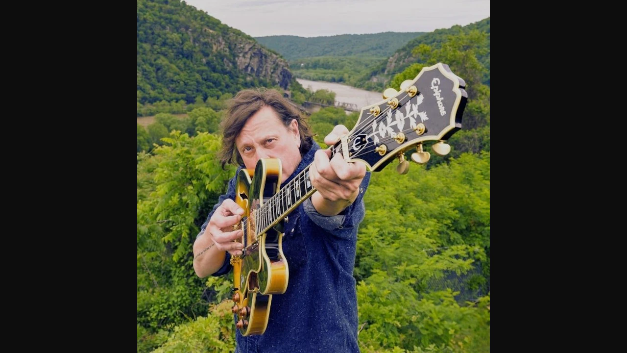 Erik Vincent Huey