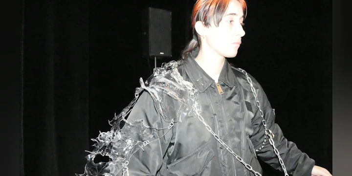 Angelica ARDIOT, La chevaleresse Angel·ey, Crashtest