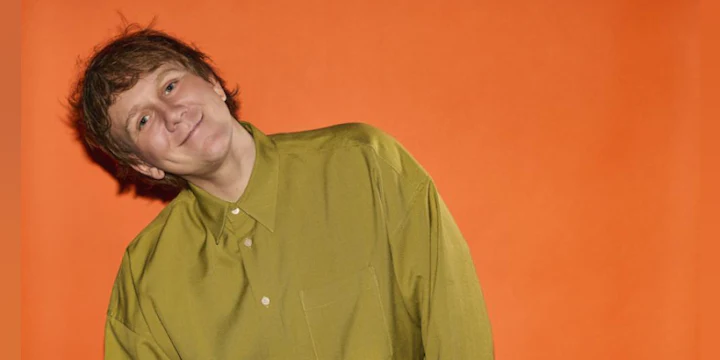 Josh Thomas