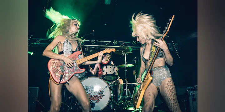 The SoapGirls and For Horses