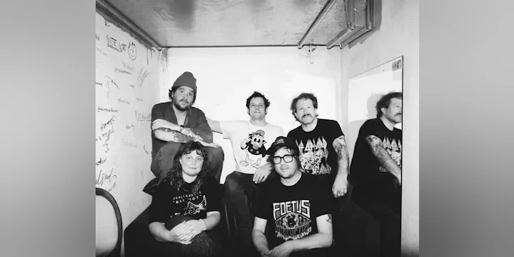 Ryan Davis & The Roadhouse Band