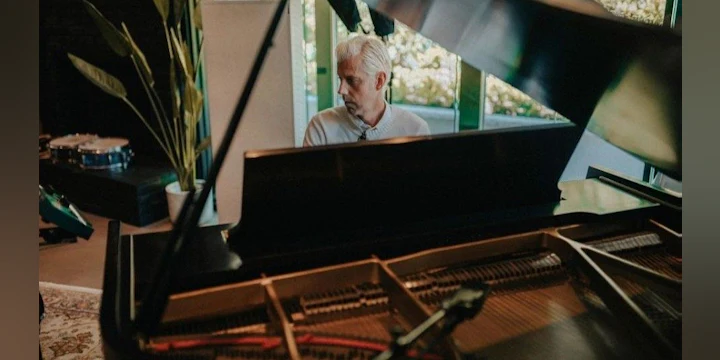 SOLD OUT: An evening with Andrew McMahon and his piano