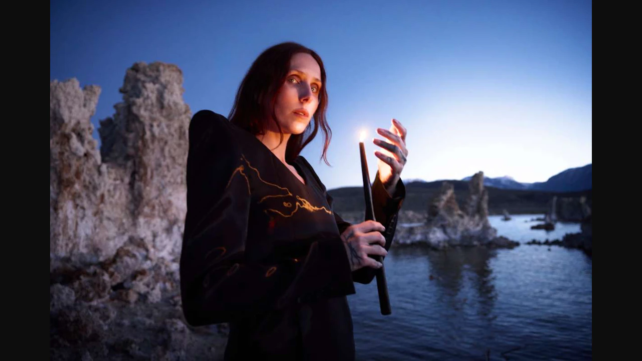 Chelsea Wolfe: THE DARK World Tour