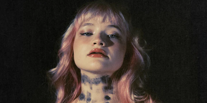 Ella Red