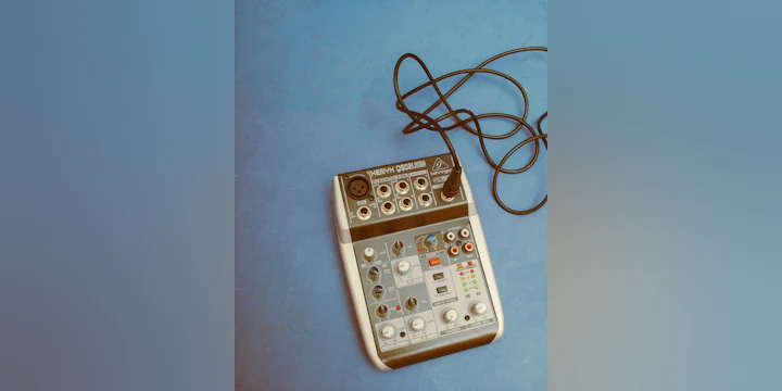 Sunday Tribute - Tame Impala