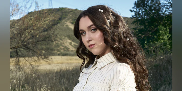 Em Beihold: Tales of a Failed Shapeshifter Tour