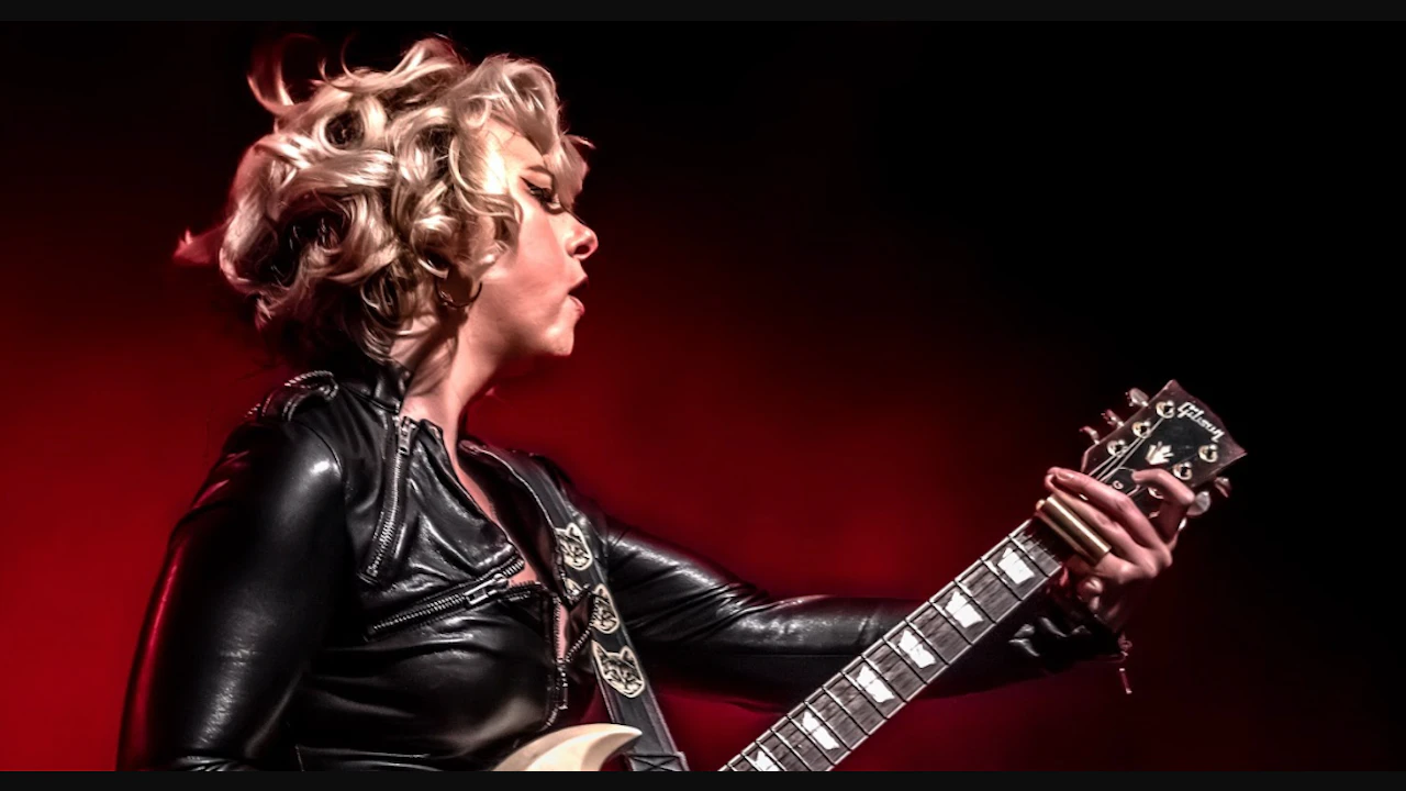 Samantha Fish Paper Doll Tour