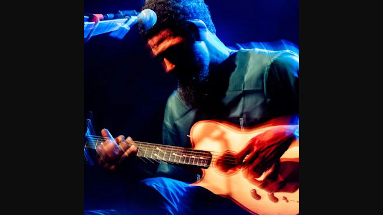 Mdou Moctar (solo)