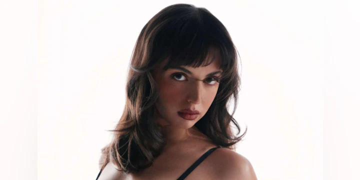 Rebecca Black: Exhibitionism on Tour