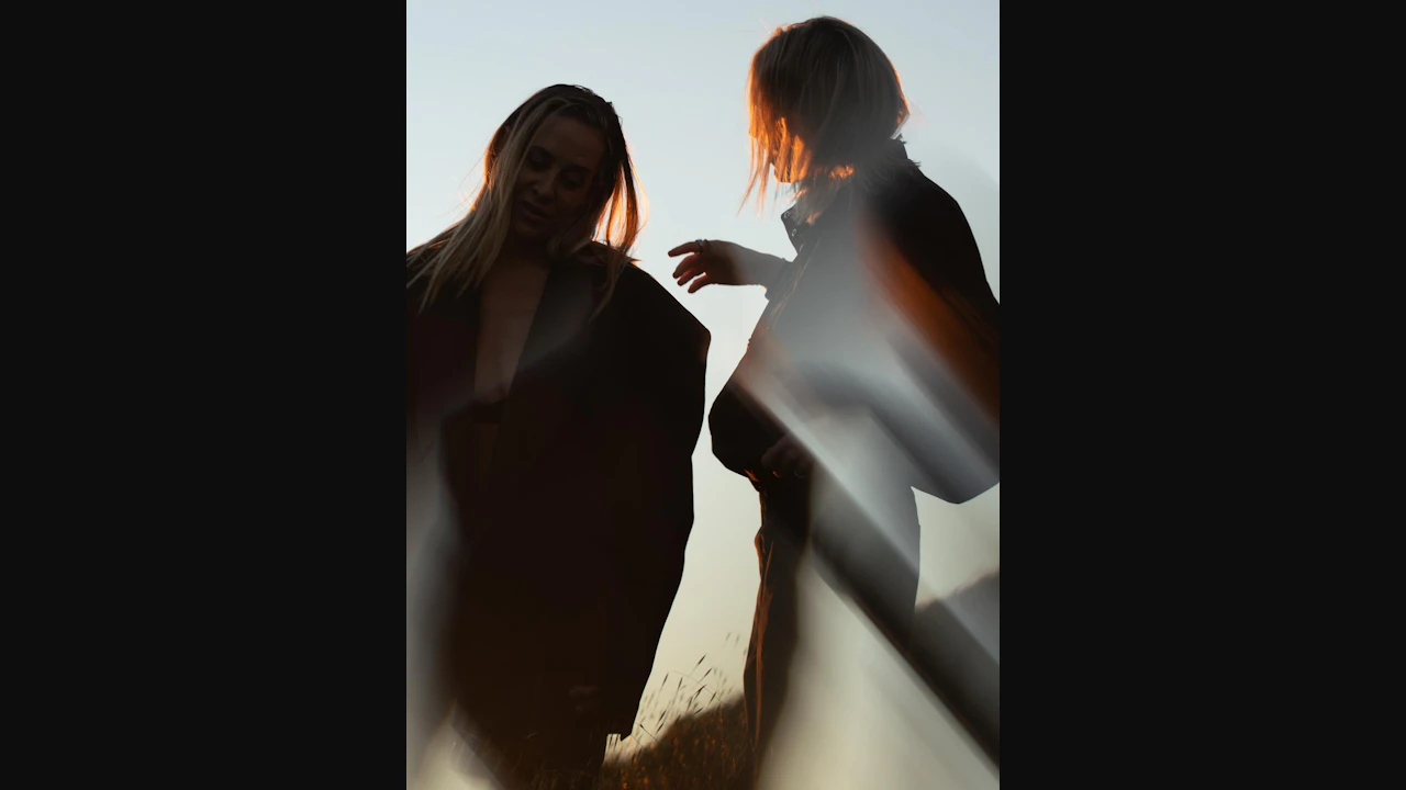 Eli & Fur - Dreams at Dusk