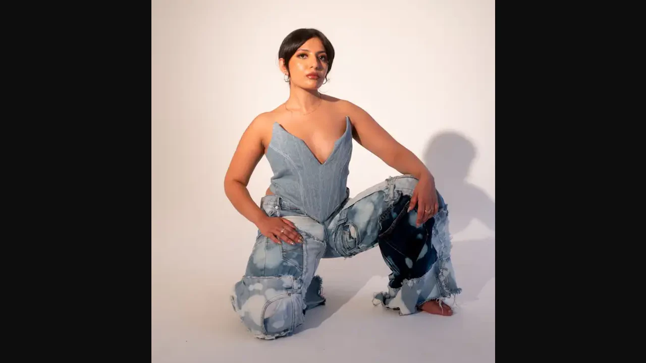 Gauri B: Years in the Breaking