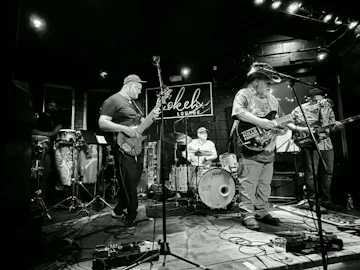 Mousetrap Bar & Grill