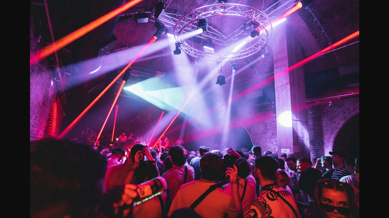 Free Tickets + Free Drink: Rnb, Afrohouse, Latin House, Reggaeton, Pop - Motive Party