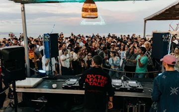 Sunseabar Beach Club