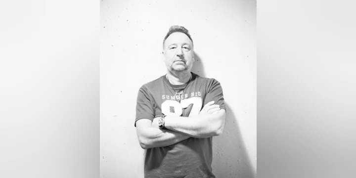 Peter Hook & The Light