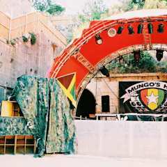 Mungo's HiFi (Daytime Session)