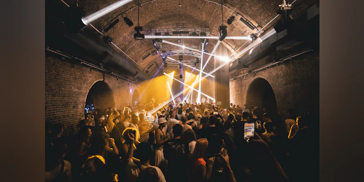 FREE TICKETS: RnB, Afro & Latin House, Reggaeton, Pop - MOTIVE PARTY