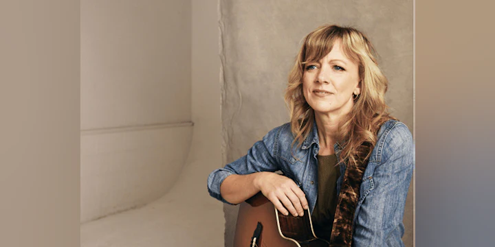Christmas with Sandra McCracken & Friends