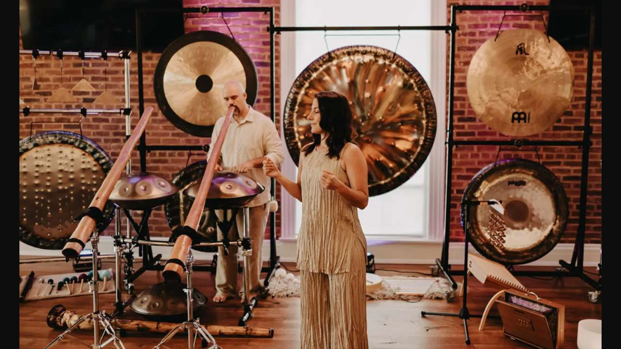 Settle Into Stillness, Roots and Wings Tour: Sound Journey