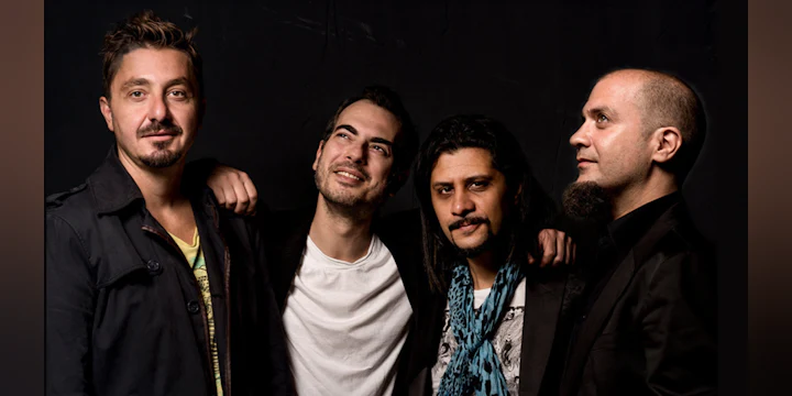 mor ve ötesi – Live in Montreal
