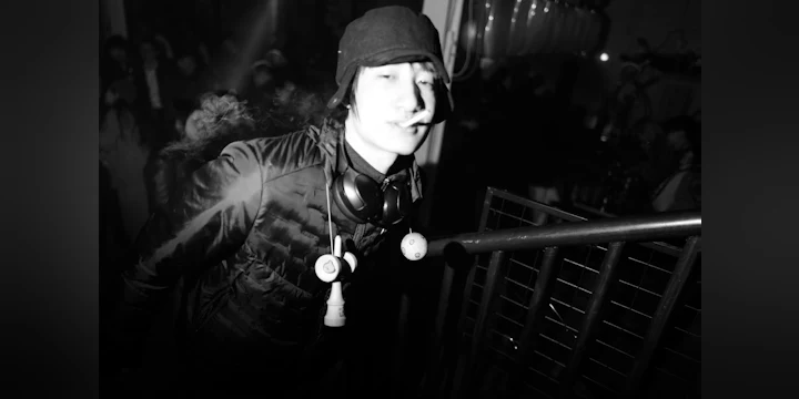 Charlieowo invites Meixing (Beijing)