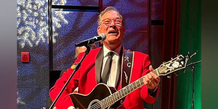 Rick Cavender's Glow of Christmas Cheer