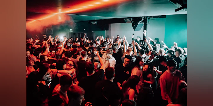 Last Free Ticket + Free Drink – Rnb, Reggaeton, Pop – Maloka Club