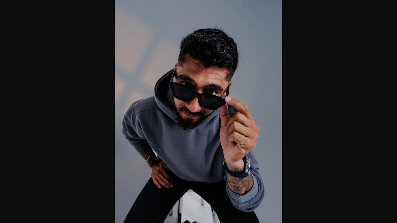 Josh Fawaz (Sunset Show)